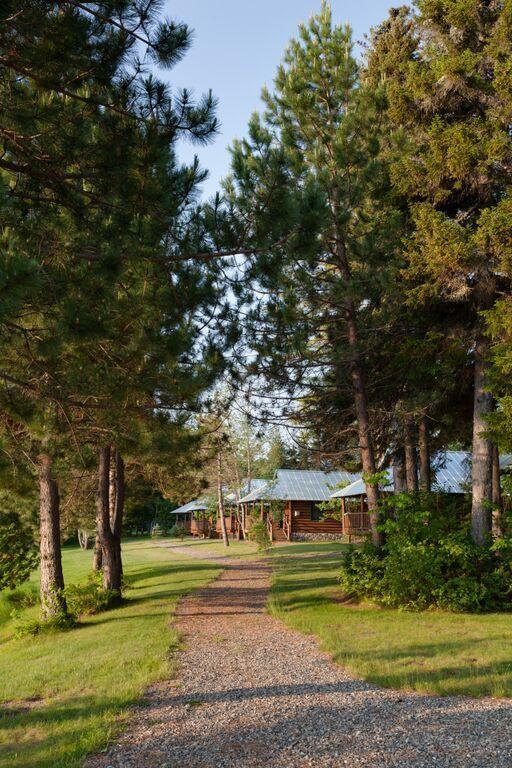 Lake Parlin Lodge & Cabins West Forks Exteriör bild