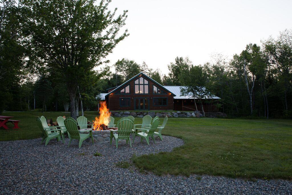 Lake Parlin Lodge & Cabins West Forks Exteriör bild