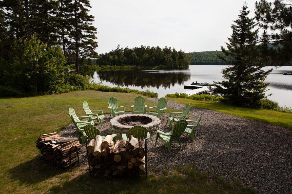 Lake Parlin Lodge & Cabins West Forks Exteriör bild