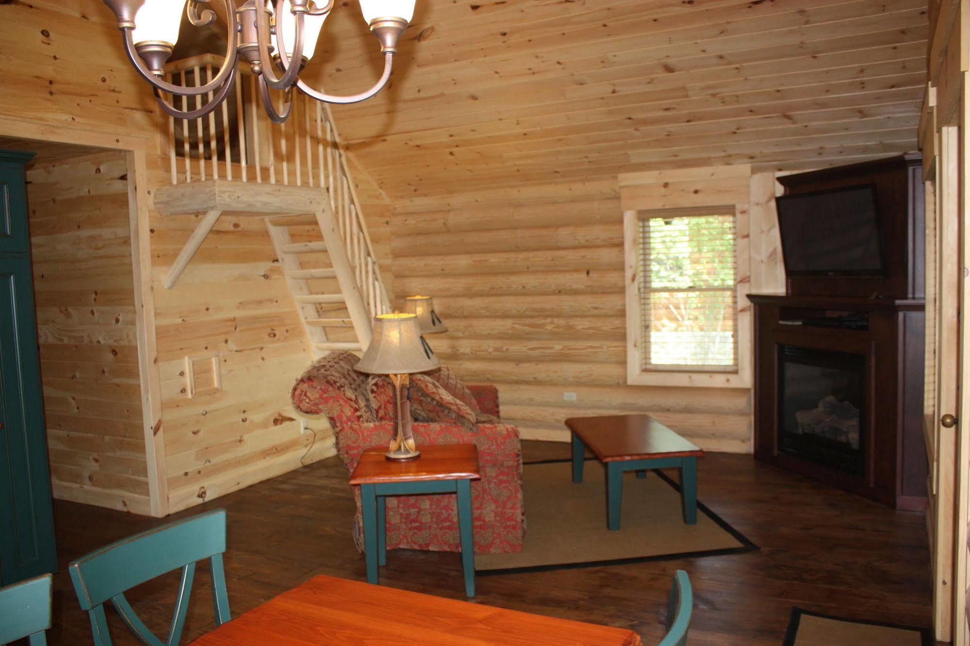 Lake Parlin Lodge & Cabins West Forks Exteriör bild